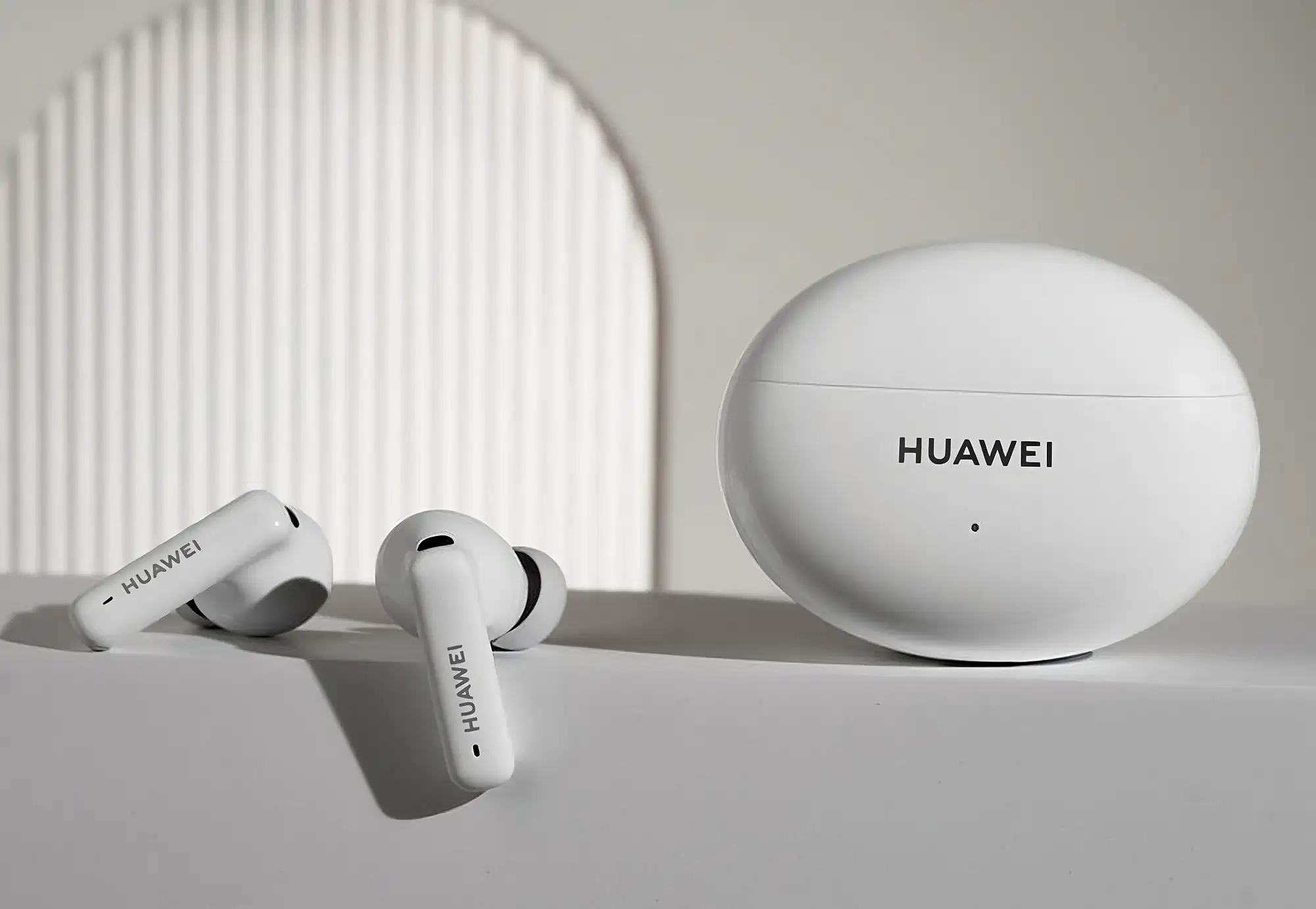 HUAWEI FreeBuds 6i TWS headphones